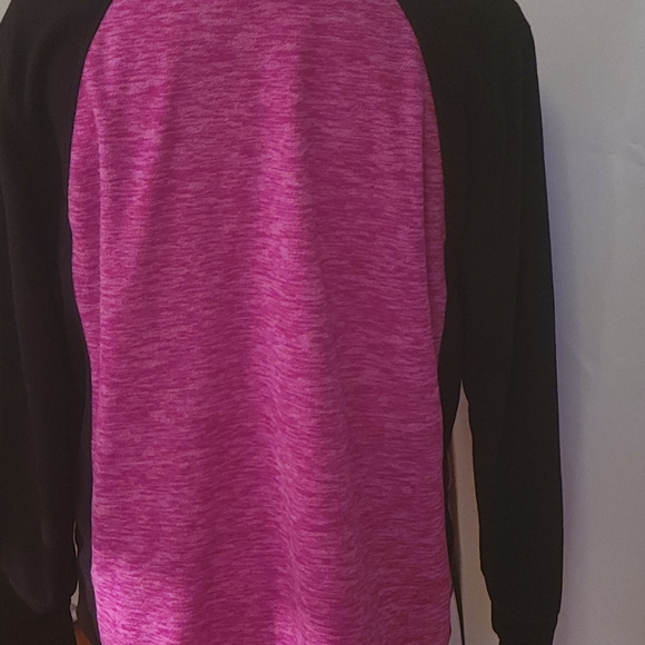 St. John's Bay Active XL Quarter Zip Pullover! - Picture 3 of 4